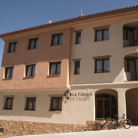 Ca L'Angel Hotel Pinell de Bray Buitenkant foto